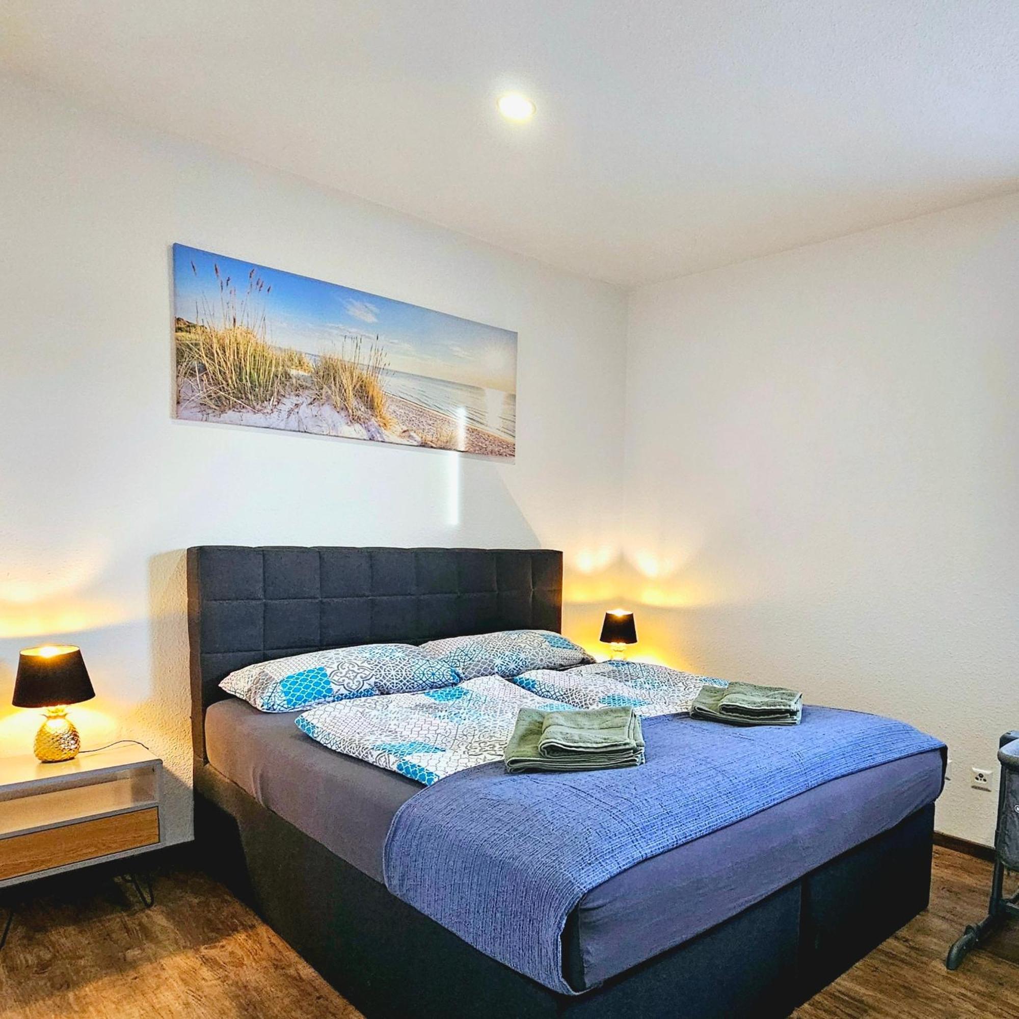 Exklusive Ferienwohnung In Lingen Holthausen 2Zim, 2Badez,Kueche,Balkon,Waschmaschine Luaran gambar